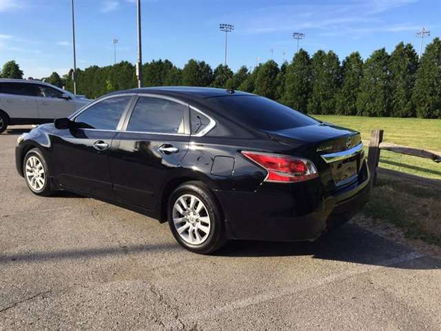 2015 Nissan Altima 2.5 S 4dr Sedan